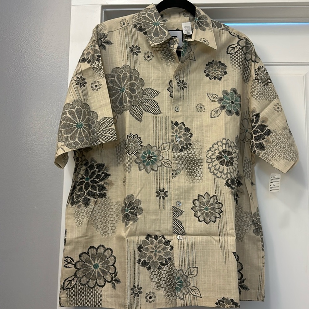 NWT Ki Design aloha shirt